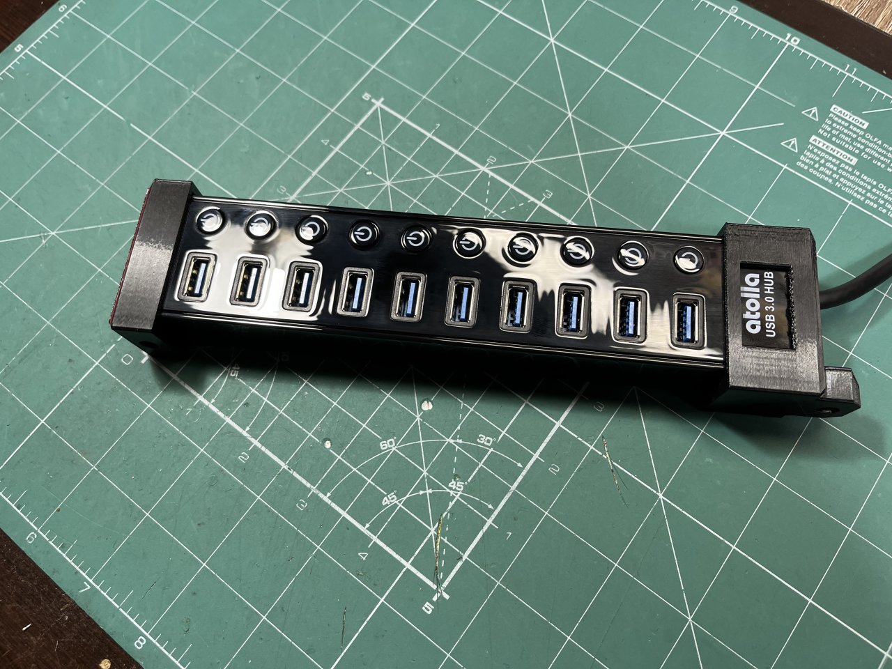 Atolla 10 Port USB Hub Mount - IMG_0804_e85c931cd1eb589dd5c7c956f54e9a0a